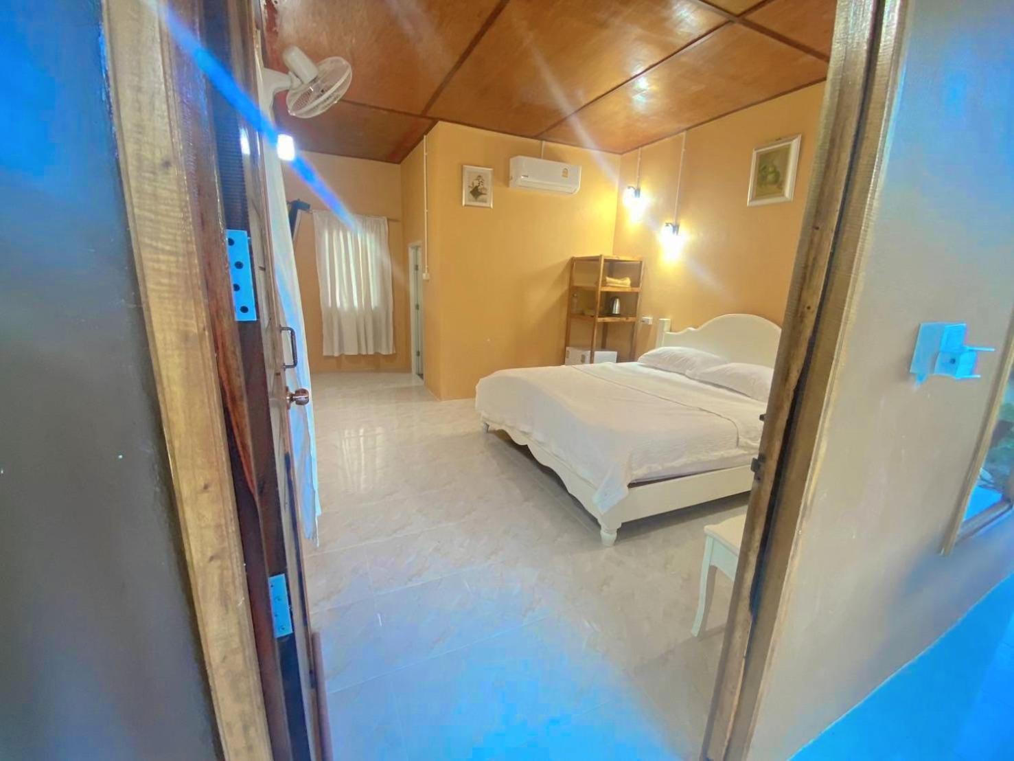ลีลา โฮมสเตย์ Leela Homestay Chang Klang District Екстер'єр фото
