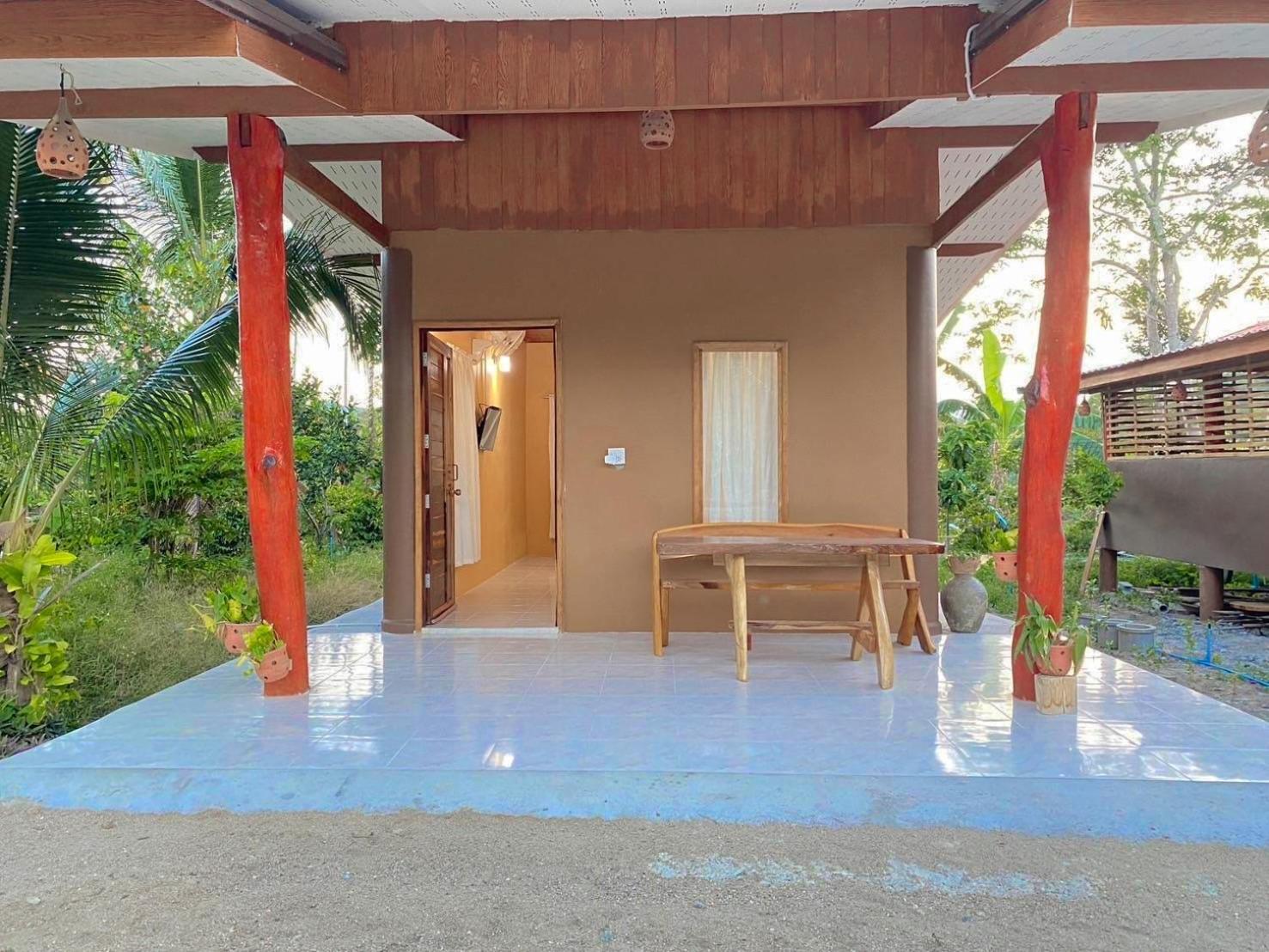 ลีลา โฮมสเตย์ Leela Homestay Chang Klang District Екстер'єр фото